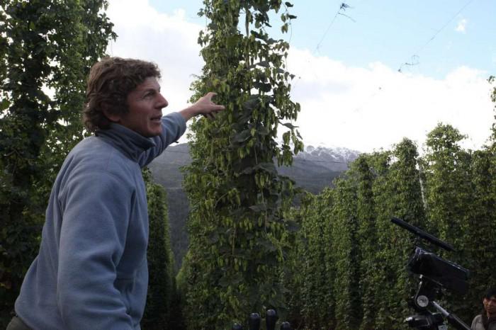 201902070309035fc7fabbcbf3dac2d86d531eb89999a4_med